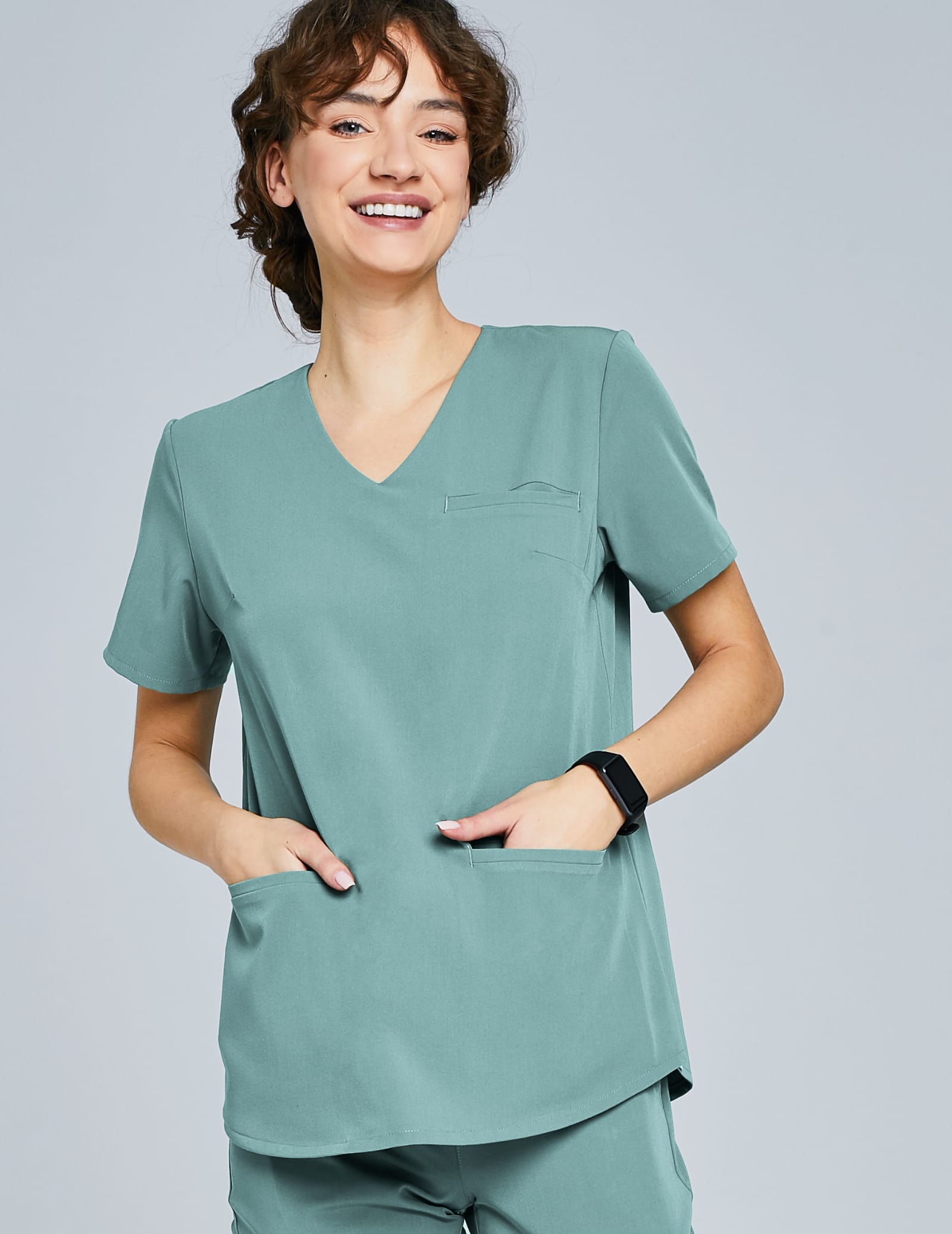 Bluza Medyczna Grace - DUSTY GREEN Bluza Medyczna Grace - DUSTY GREEN