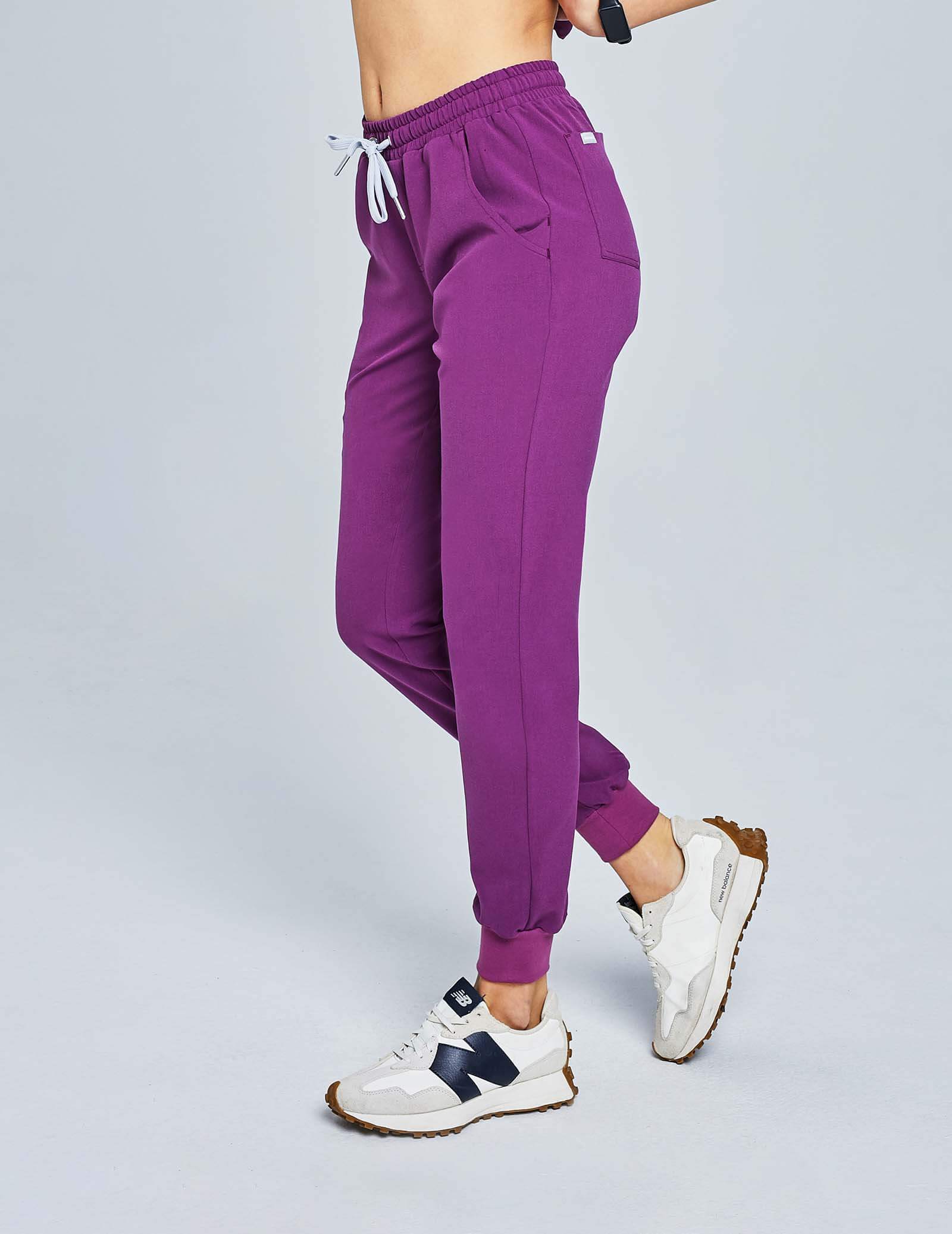Spodnie Joggery Damskie - GRAPE PURPLE Spodnie Joggery Damskie - GRAPE PURPLE