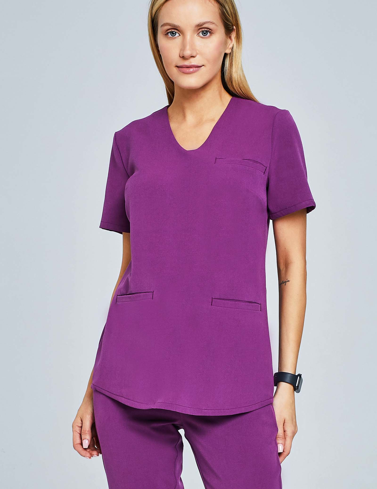 Bluza Medyczna Grace - GRAPE PURPLE Bluza Medyczna Grace - GRAPE PURPLE