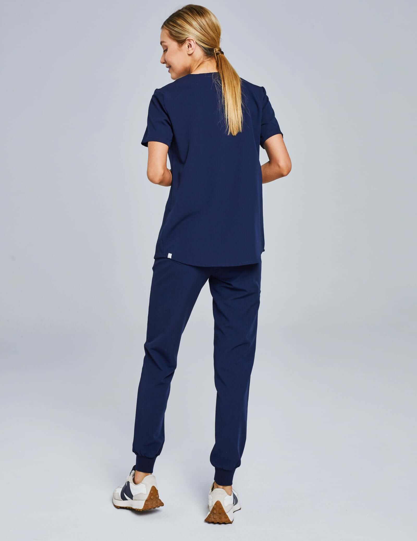 Bluza Medyczna Grace - DARK NAVY Bluza Medyczna Grace - DARK NAVY