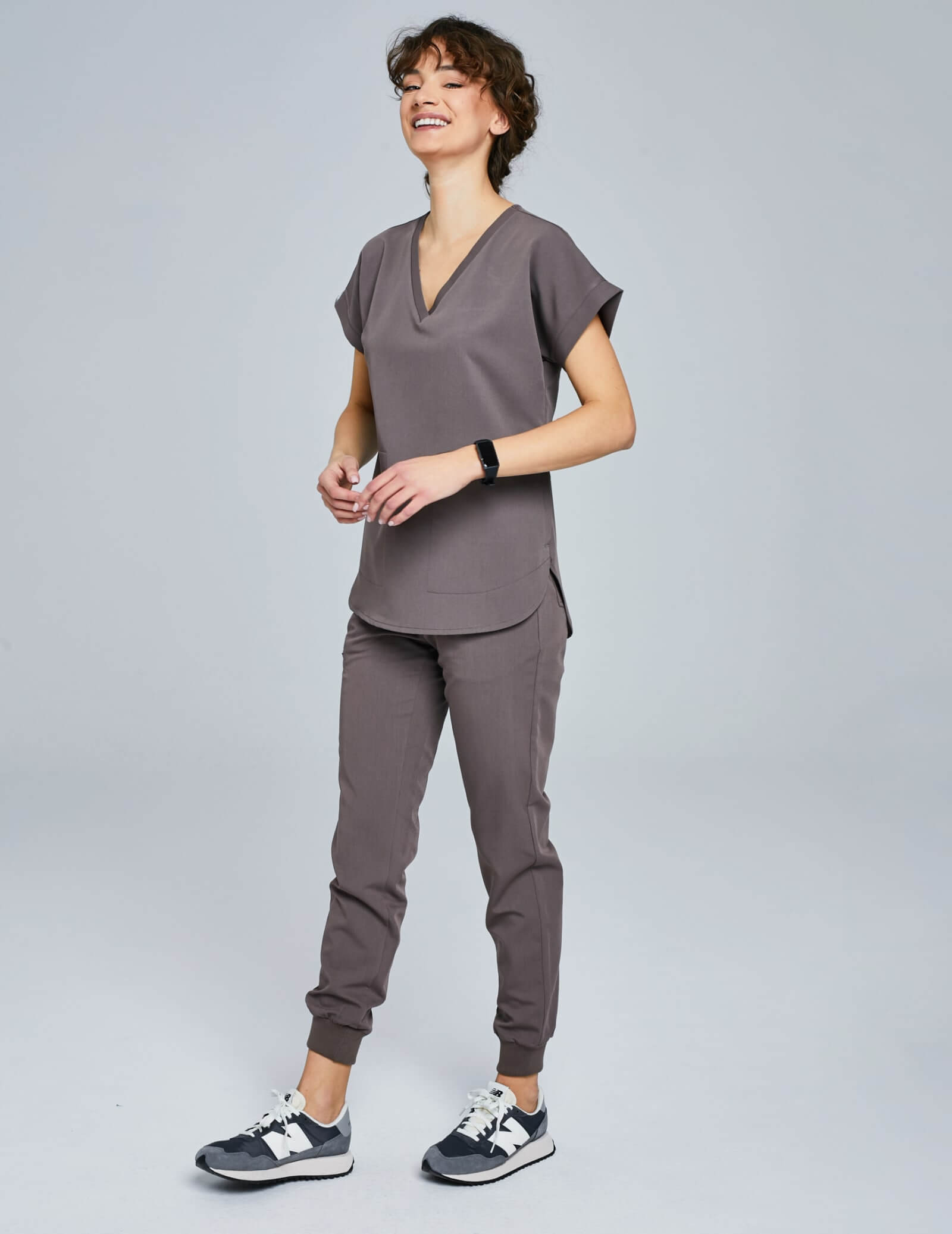 Bluza Medyczna Kendall - CHOCOLATE BROWN Bluza Medyczna Kendall - CHOCOLATE BROWN