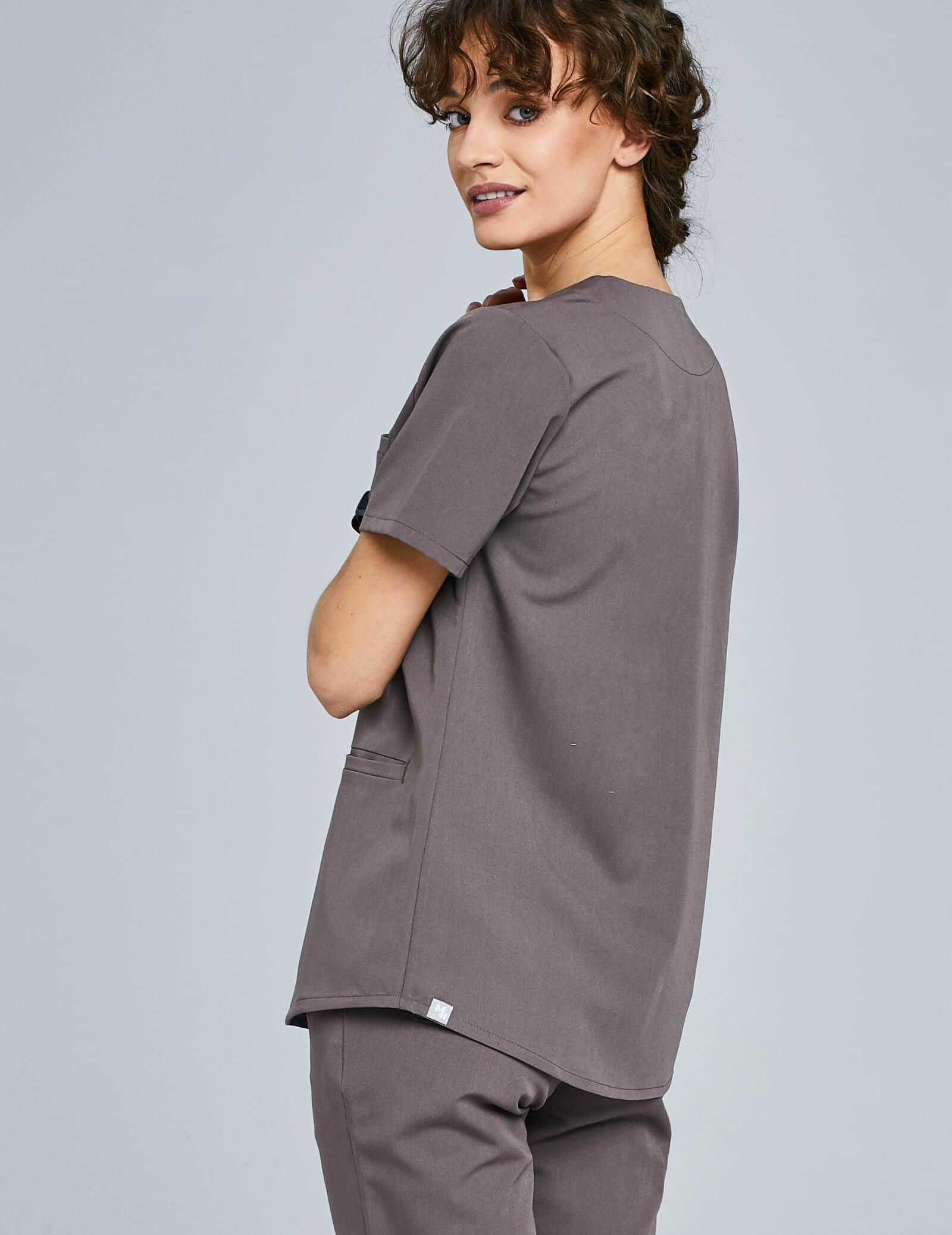 Bluza Medyczna Grace - CHOCOLATE BROWN Bluza Medyczna Grace - CHOCOLATE BROWN