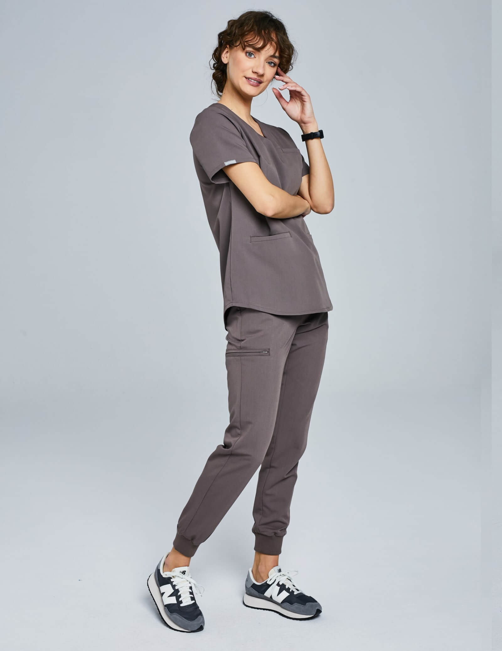 Spodnie Joggery Damskie - CHOCOLATE BROWN Spodnie Joggery Damskie - CHOCOLATE BROWN