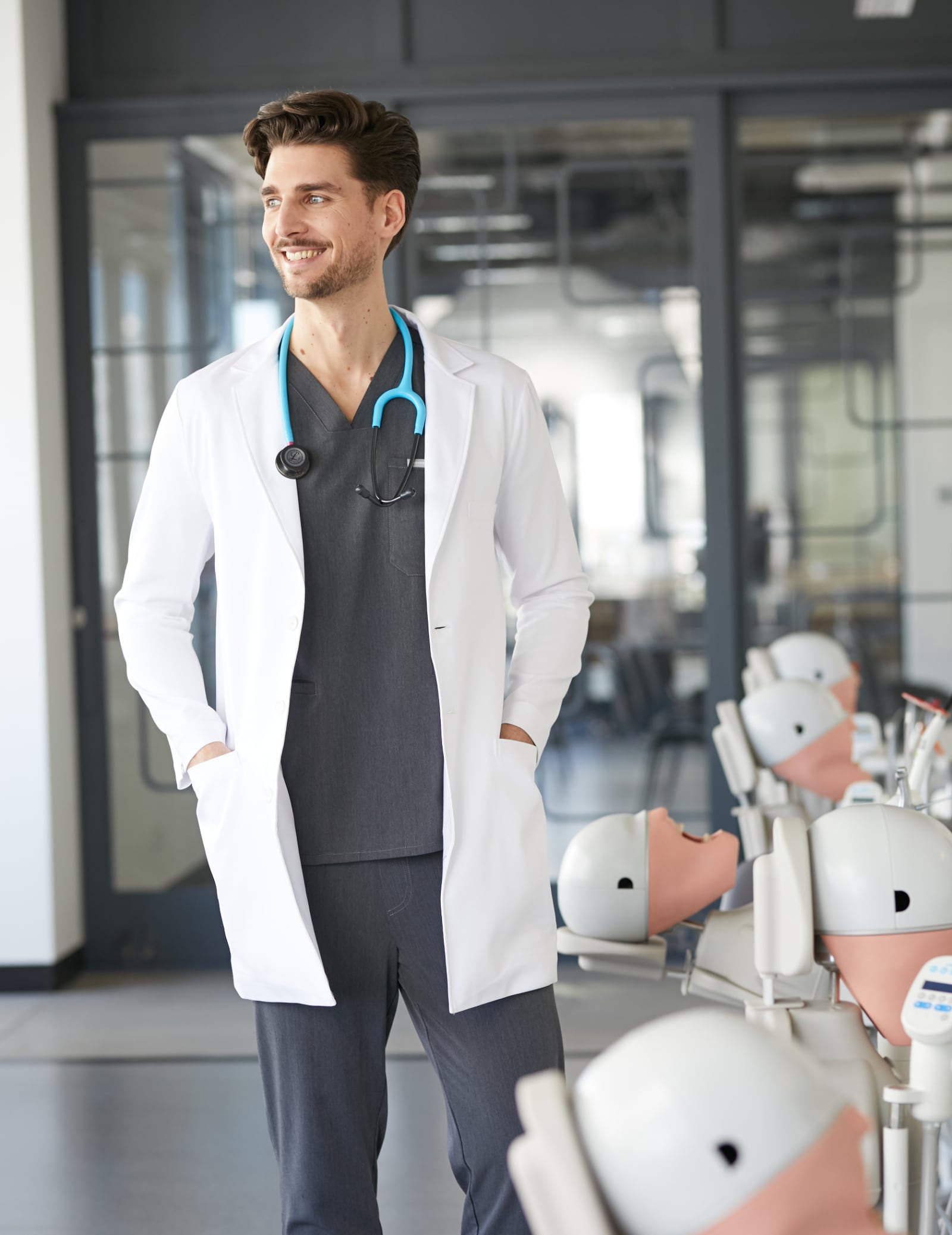 Fartuch Medyczny Męski Slim Fit - COLTON Fartuch Medyczny Męski Slim Fit - COLTON